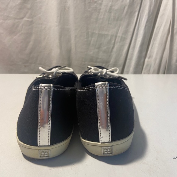 Naturalizer black canvas slip on shoes size 8N - Picture 3 of 5